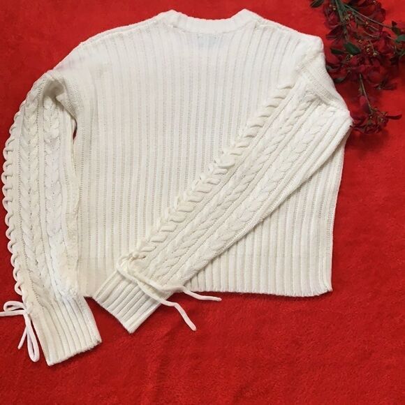 𝅺🌟nwt Ardene Rib-Knit Laced Sleeve Sweater🌟 - Picture 6 of 7